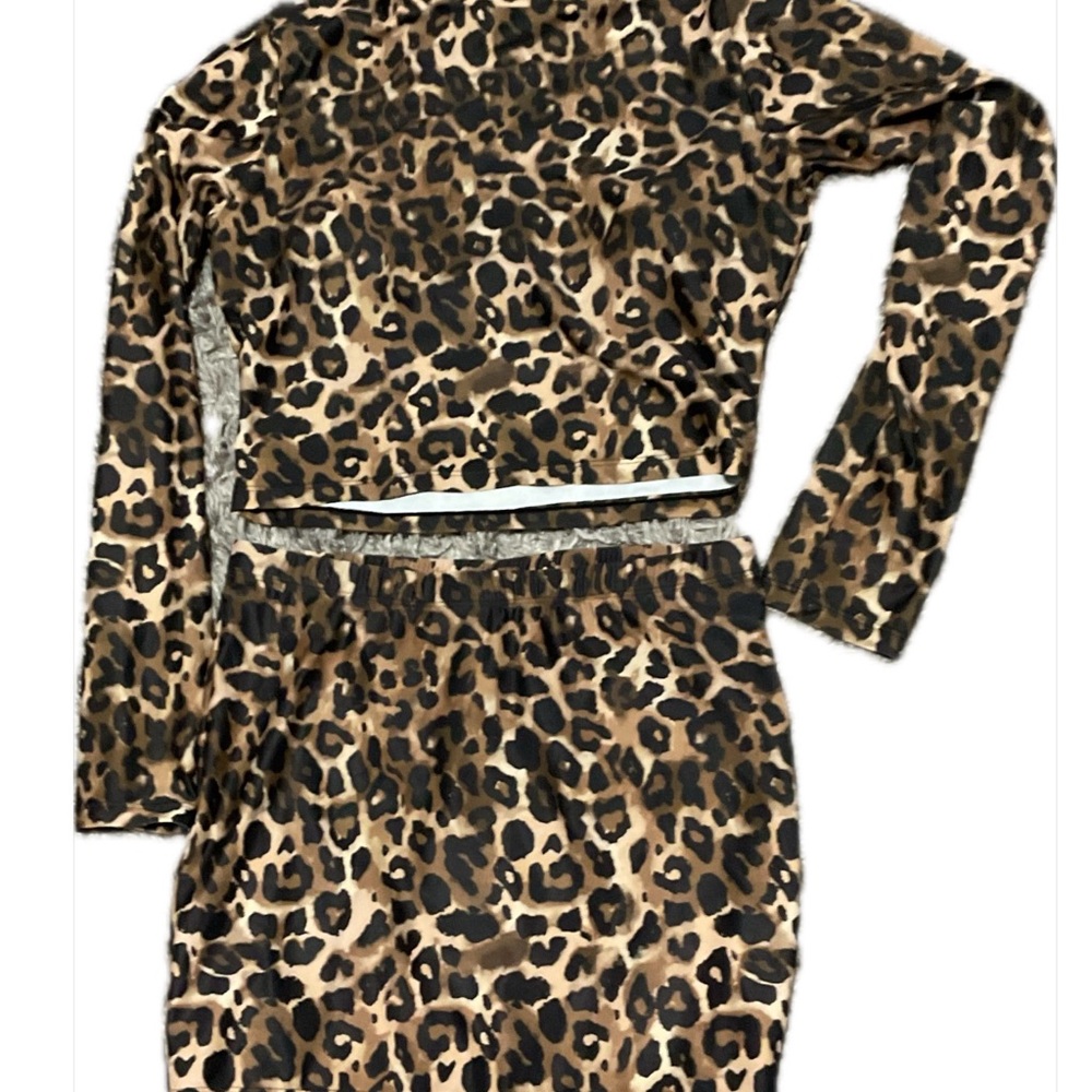 Fashion Nova Leopard Print Pajama Set - Black & Tan